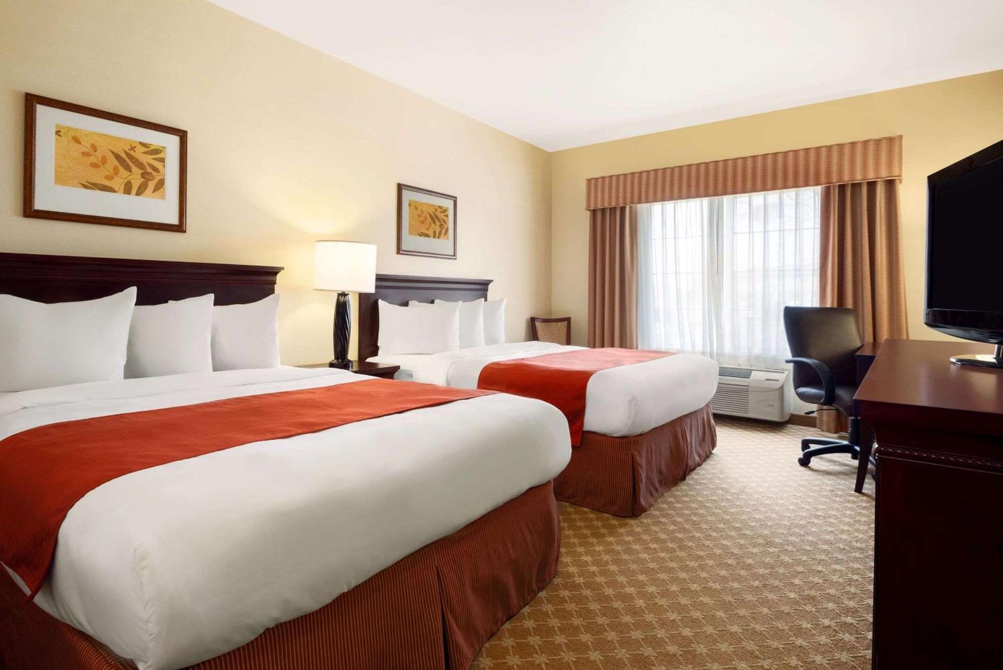 Country Inn & Suites By Radisson, Clinton, Ia Esterno foto
