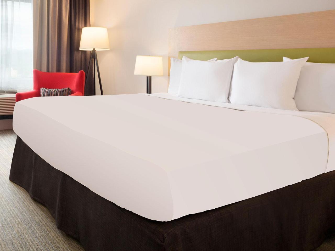 Country Inn & Suites By Radisson, Clinton, Ia Esterno foto